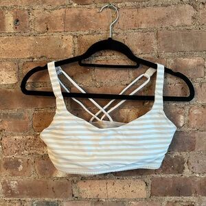 Lululemon free to be bra striped size 8